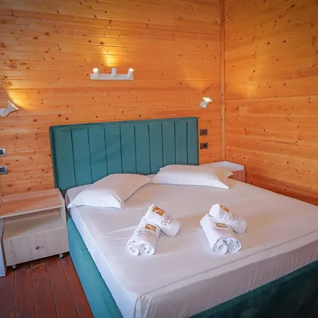 Hotel Dolanit Lalez 4*