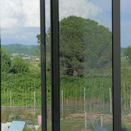 Hotel Dolanit Lalez